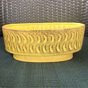 VTG Inarco Japan Oval Planter Platform Base Pressed Pattern MCM